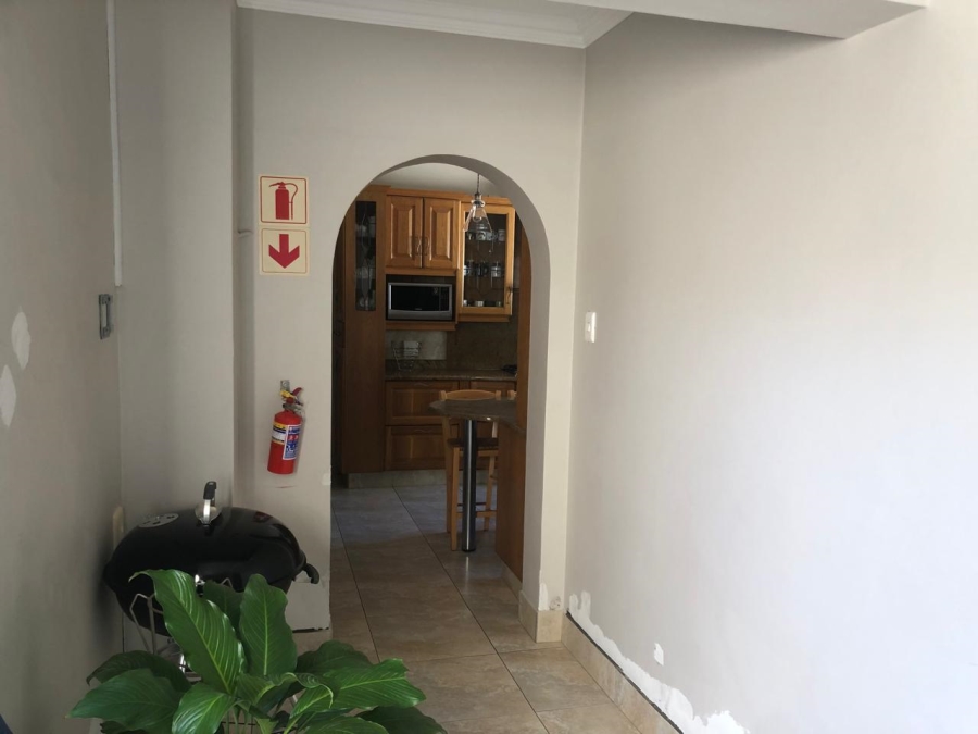 2 Bedroom Property for Sale in Berea Eastern Cape
